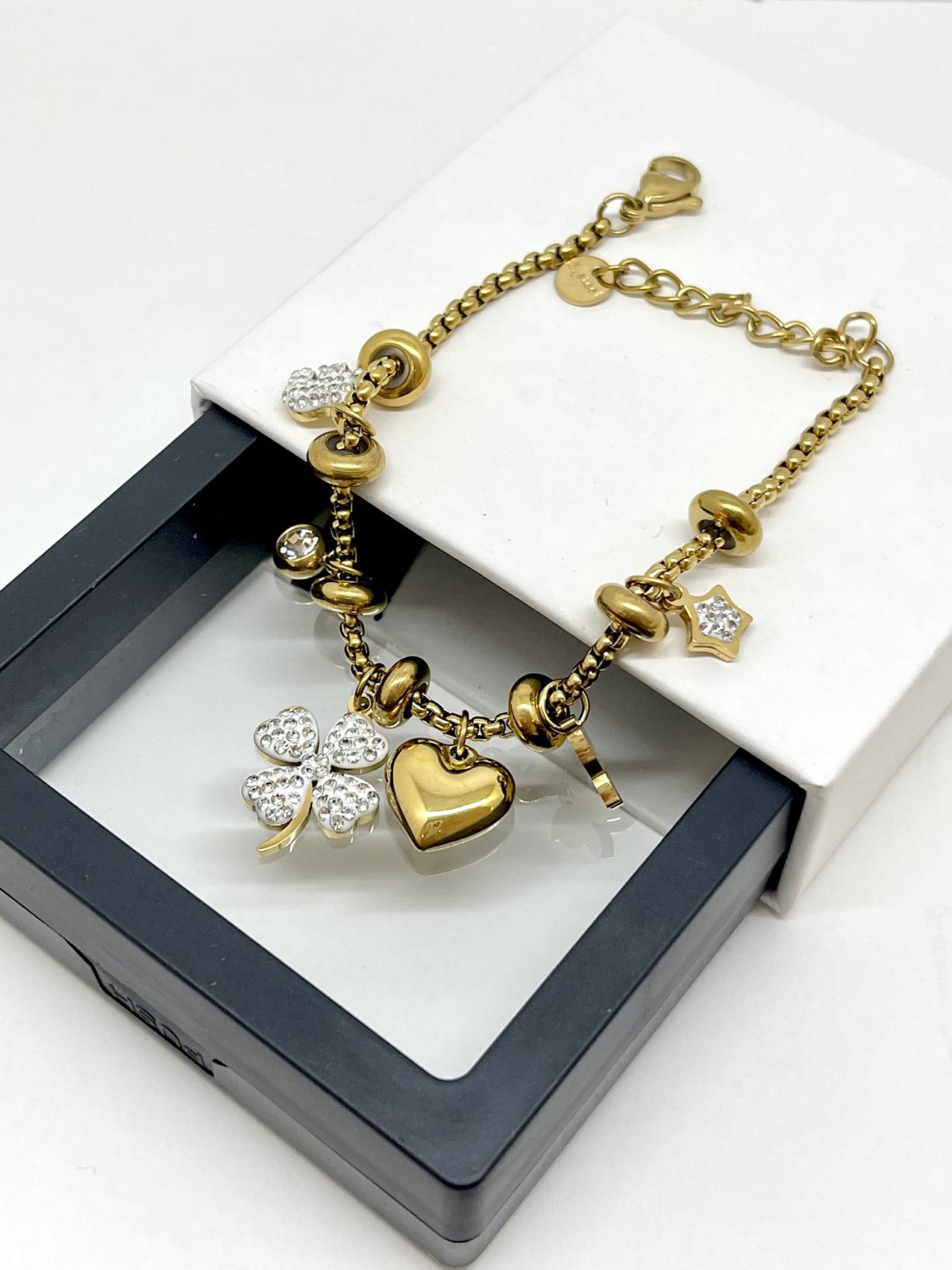 braccialetto ciondoli