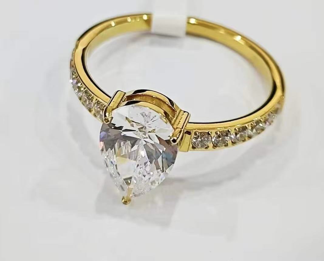 anello goccia cristallo