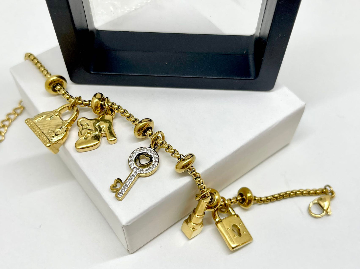 braccialetto ciondoli