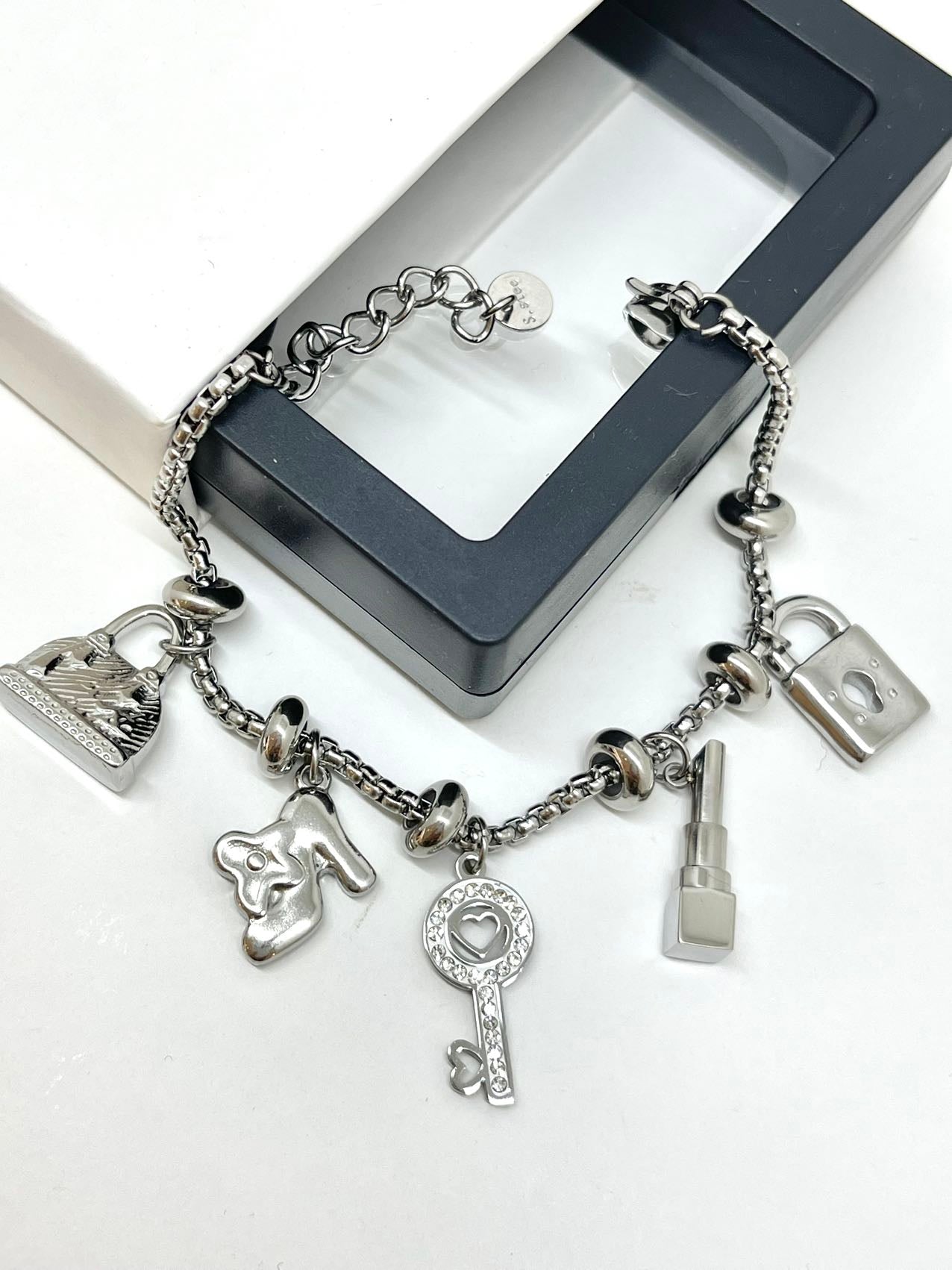 braccialetto ciondoli