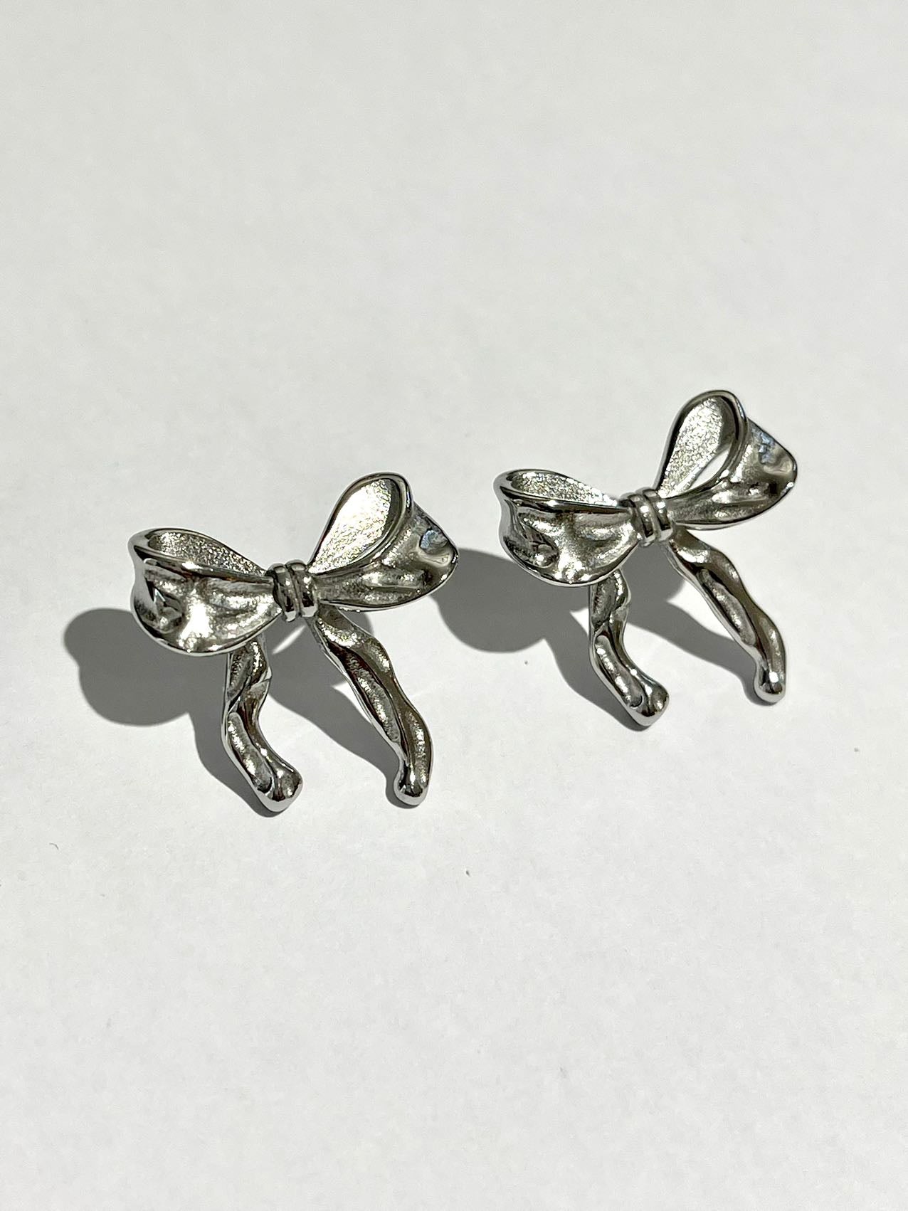 orecchini fiocchetto