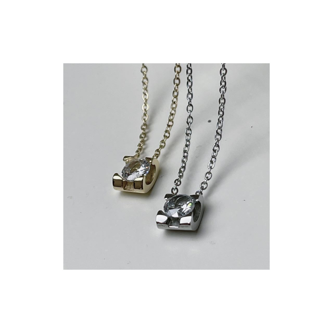 collana punto luce quadrato