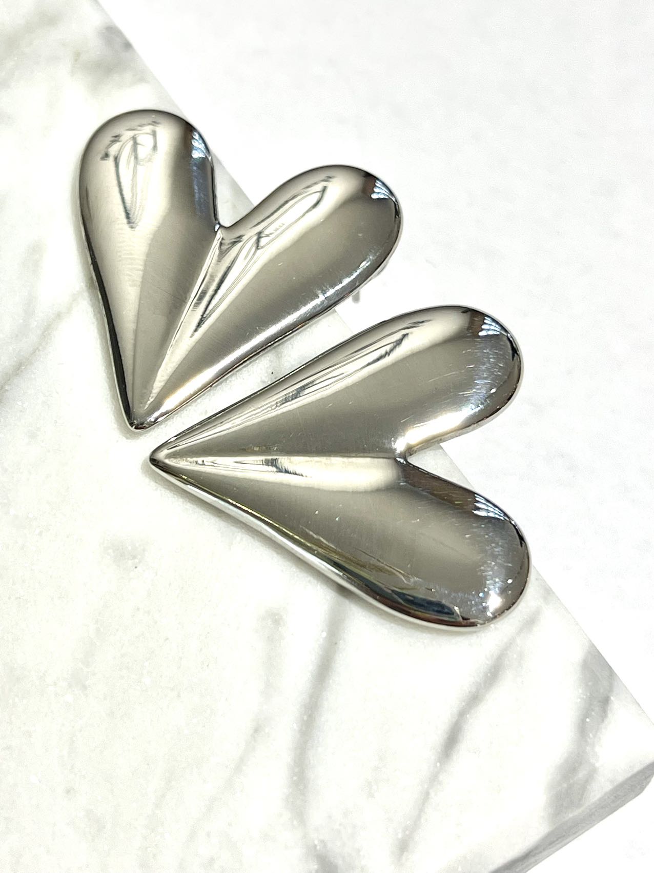 orecchini cuore a lobo